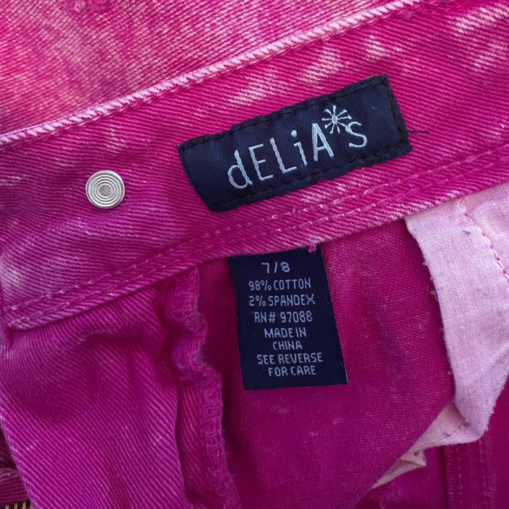 Pink denim shorts - Picture 3 of 3